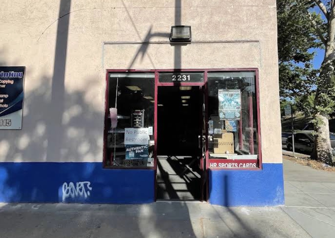 H R Sports Cards & Comics